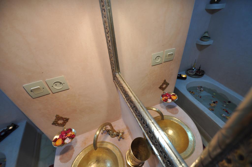 Riad La Famille Marrakesz Zewnętrze zdjęcie
